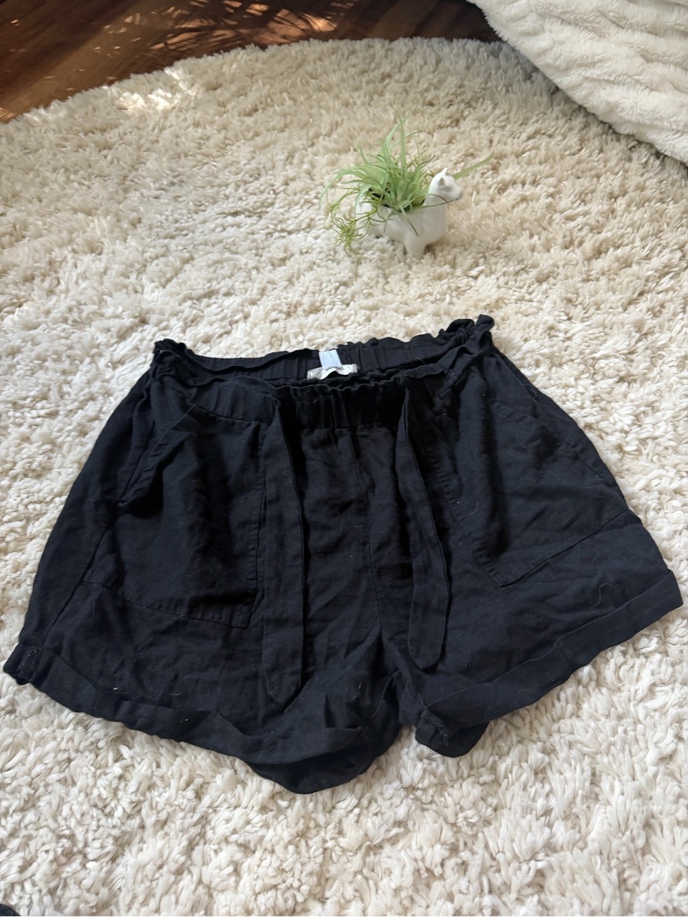 Charlotte Russe Black tie up summer High-Waist Paperbag Shorts with Tie